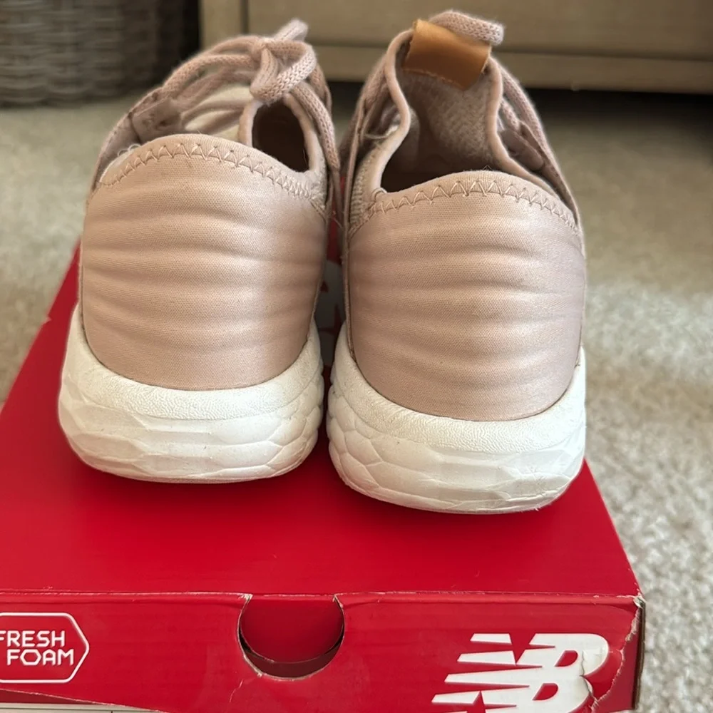 New Balance fresh foam pink sneakers - Picture 4 of 9
